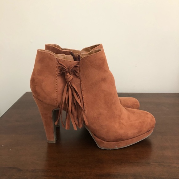 UNLISTED Brown/Tan Suede Heel Boots with Fringe - Picture 3 of 5
